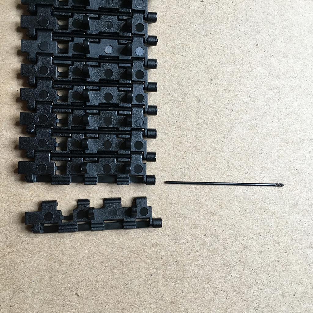 Black Tank Track Chain Plastic - Xcm Chain review and price